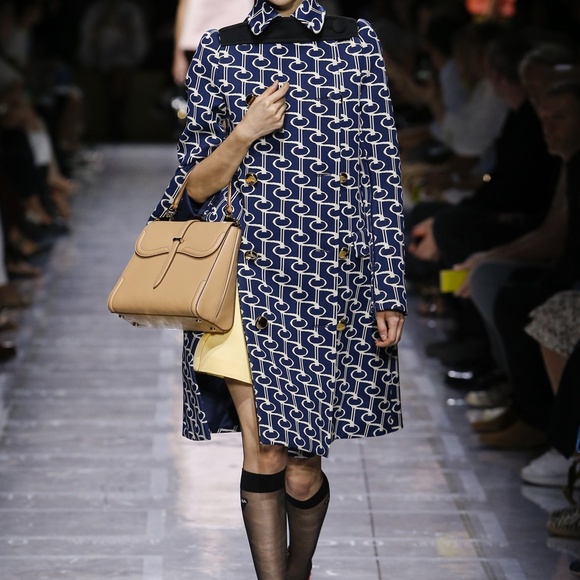 NEW Prada runway coat SS 2019 Look 9 - Picture 1 of 8